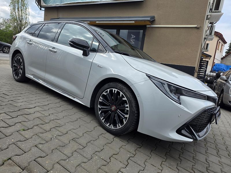 Toyota Corolla (2023) 2.0-GR-HYBRID-ZÁRUKA - fotka 4 z 14