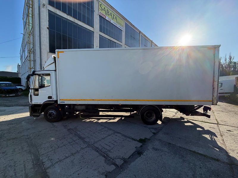 Iveco Eurocargo (2012) 120E25 EEV ČELO - fotka 14 z 31