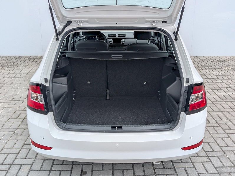 Škoda Fabia (2023) Combi 1.0 TSI / 70 kW Ambition - fotka 11 z 30