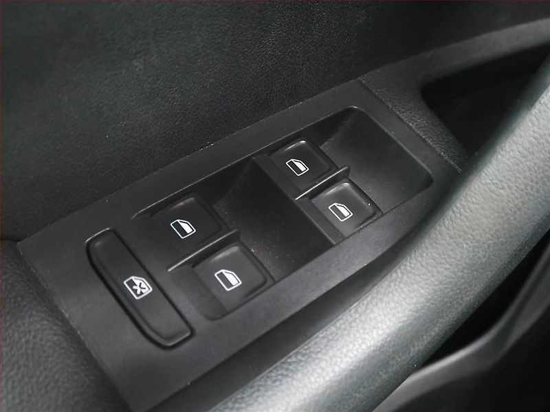 Škoda Octavia (2014) RS 2.0 TDI, Automat, Navi - fotka 16 z 16