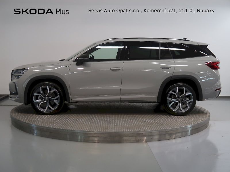 Škoda Kodiaq (2026) SPORTLINE 2.0TDI 142KW 4x4 DSG - fotka 3 z 49