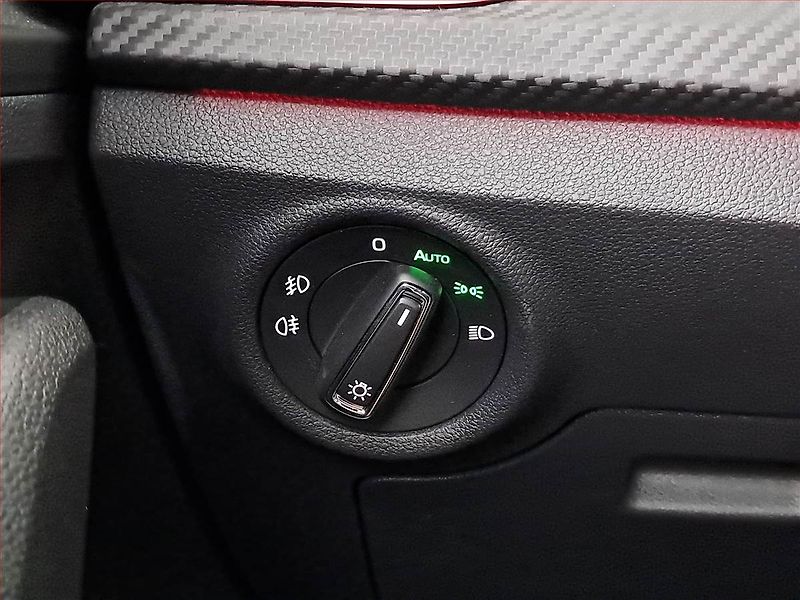 Škoda Scala (2026) 1.0 TSI, MONTE CARLO, AUTOMAT - fotka 21 z 23
