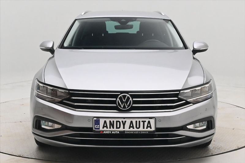 Volkswagen Passat 1,5 TSI 110 kW DSG Business Zá - fotka 2 z 31