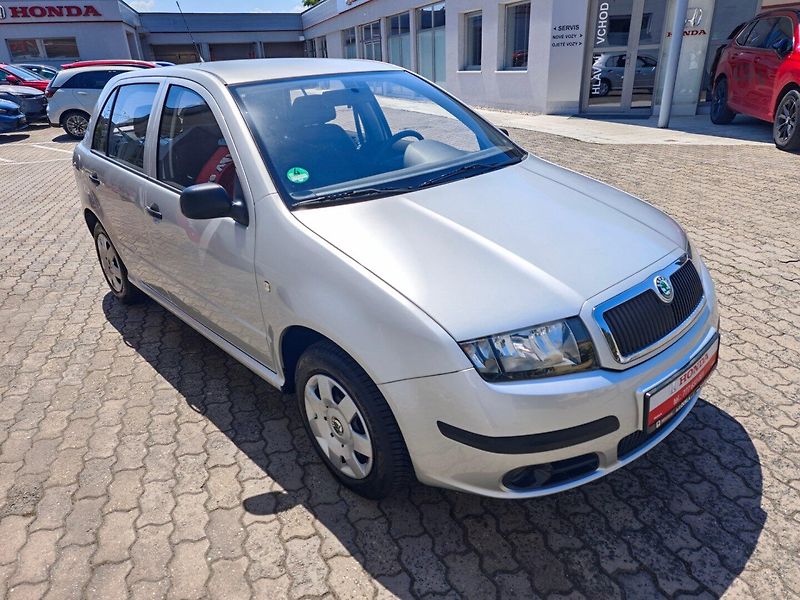 Škoda Fabia (2005) 1.4 16V Classic Klima 24.500km - fotka 2 z 40