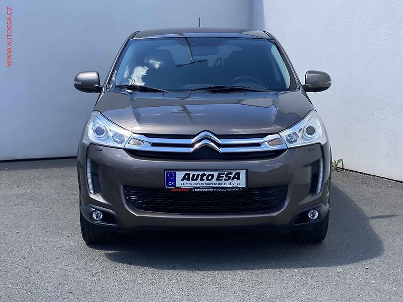 Citroën C4 Aircross (2017) 1.6 HDi, ShineShine - fotka 2 z 18