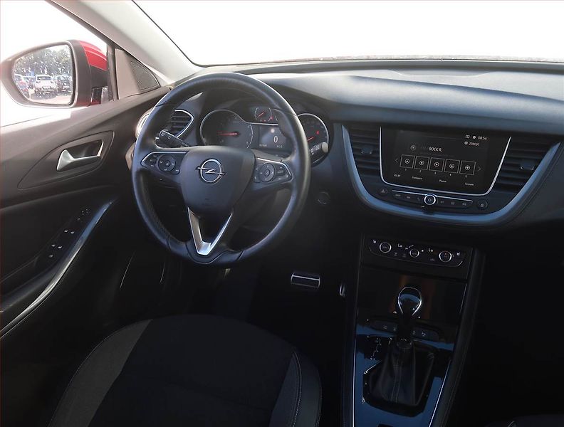 Opel Grandland X (2018) 1.2 Turbo, Automat, Serv.kniha - fotka 7 z 21
