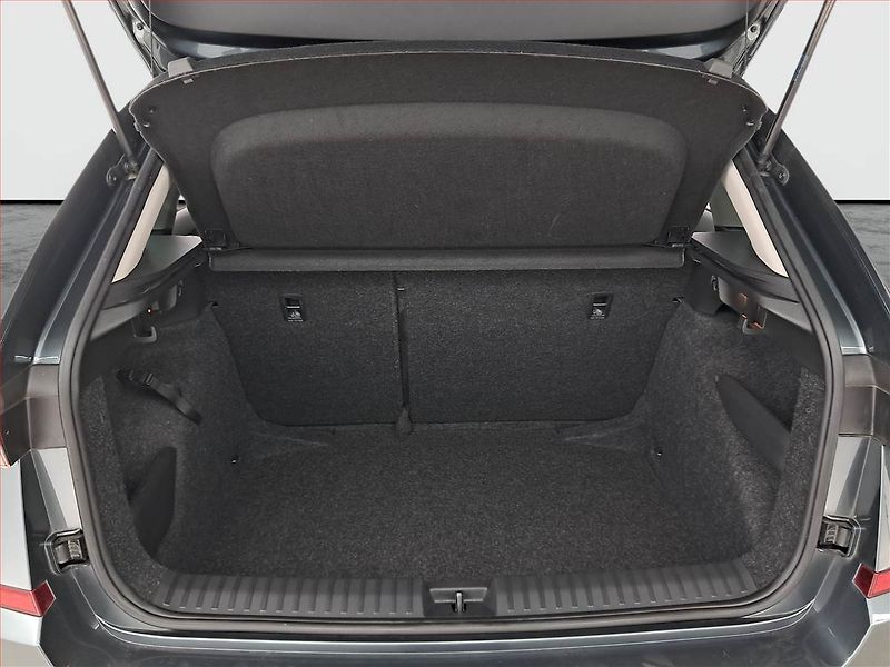 Škoda Kamiq (2021) Ambition Plus 1.0 TSI - fotka 14 z 22