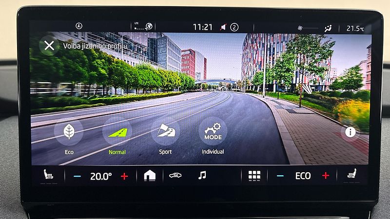Škoda Enyaq 82 kWh AUT 80 Clever - fotka 30 z 31