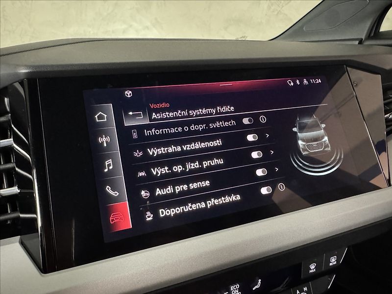 Audi Q4 e-tron 35 125kW LED Kessy PDC - fotka 28 z 45