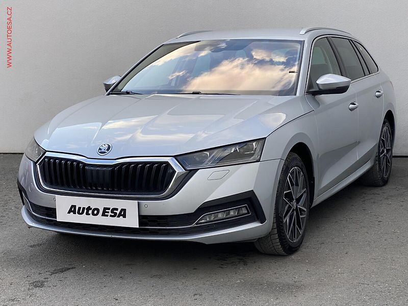 Škoda Octavia (2022) 2.0 TDi, ČR, Style, DSG - fotka 3 z 17