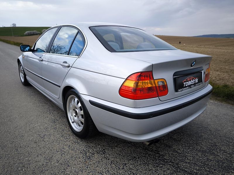 BMW Řada 3 320iAUTOMAT 6VÁLCŮ*BEZ KOROZE* - fotka 7 z 87