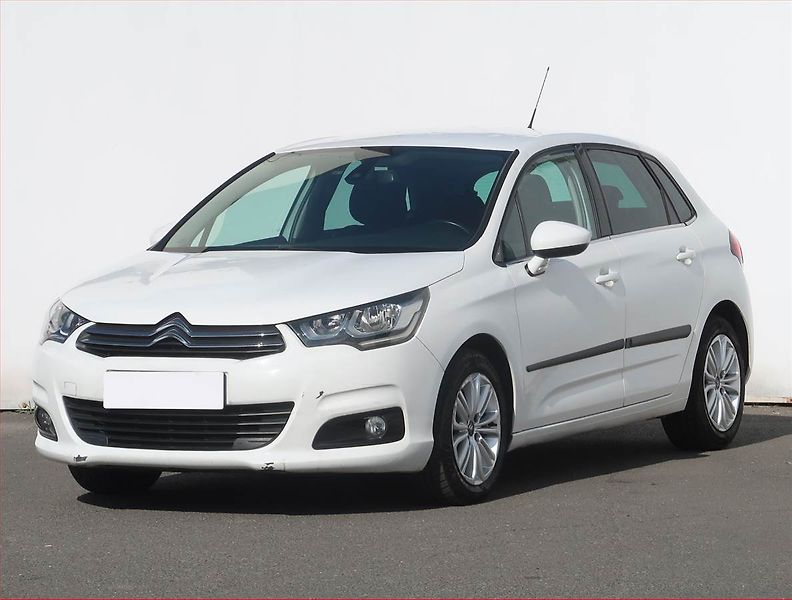 Citroën C4 (2016) 1.6 BlueHDi, nová STK - fotka 2 z 20