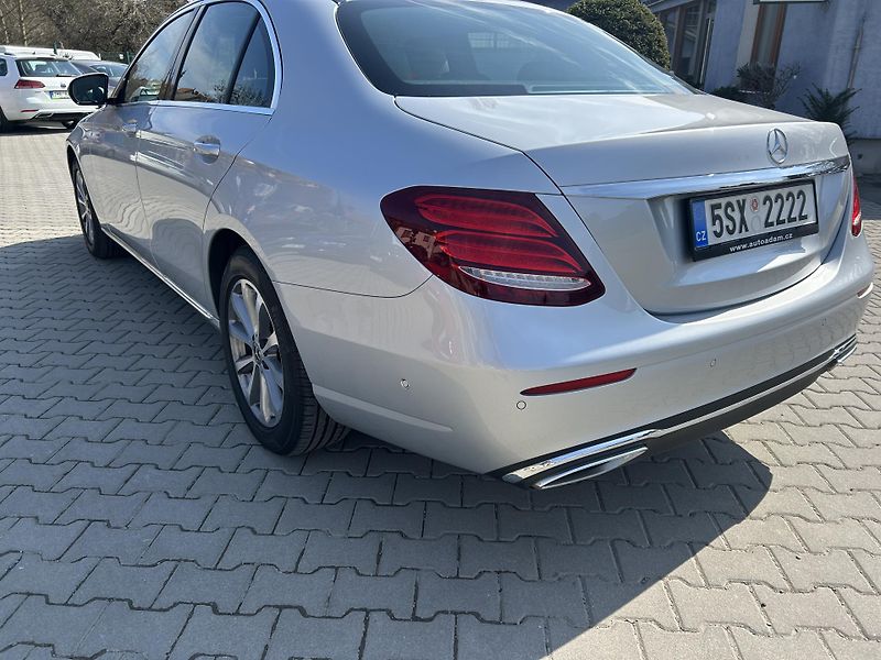 Mercedes-Benz Třídy E E 350d 190kW nové v ČR 58639km - fotka 8 z 61