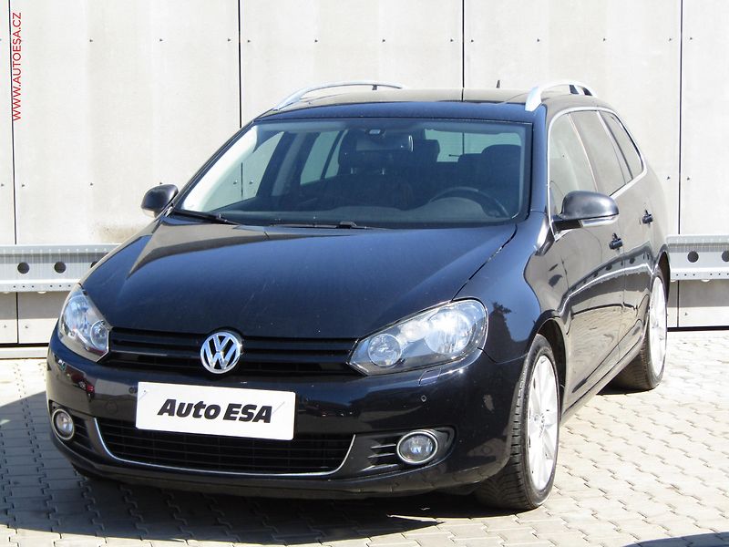 Volkswagen Golf (2010) 1.4 TSi, Highline, panor - fotka 3 z 16