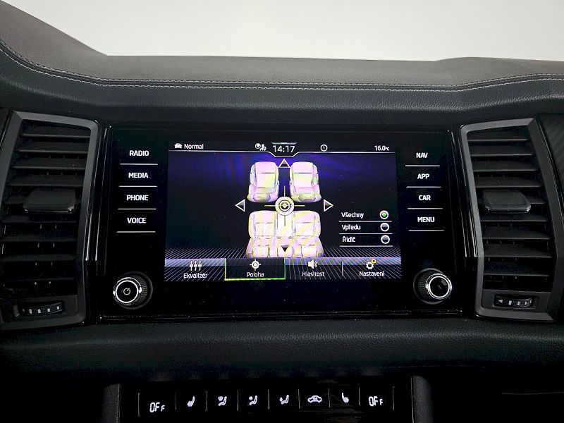 Škoda Kodiaq (2023) 2.0TSI 140kW 4X4 SPORTLINE TAŽ - fotka 18 z 35