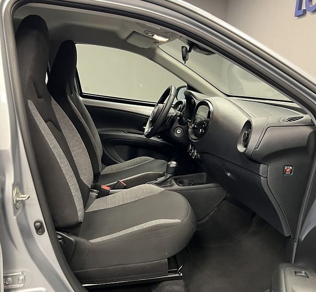 Toyota Aygo COMFORT - fotka 8 z 15
