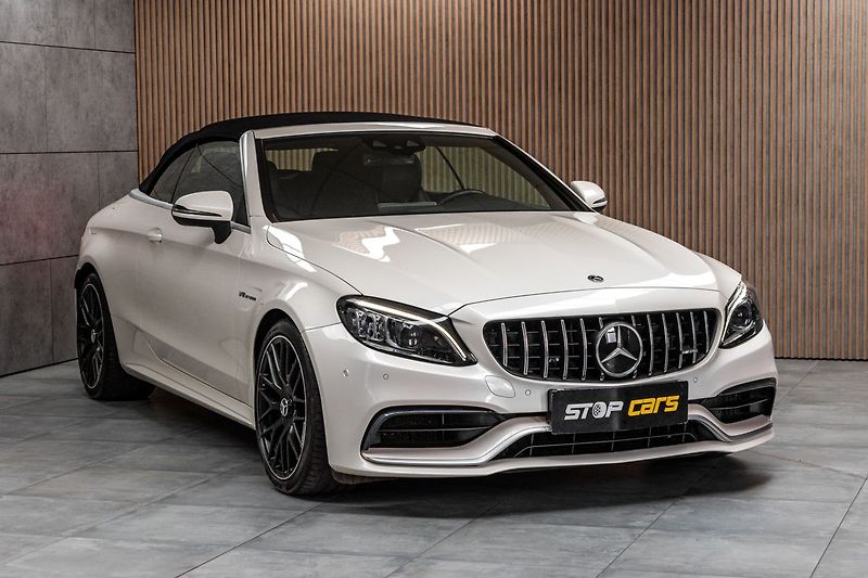 Mercedes-Benz Třídy C C63 AMG V8 BURMESTER*NAPPA*DPH - fotka 3 z 51