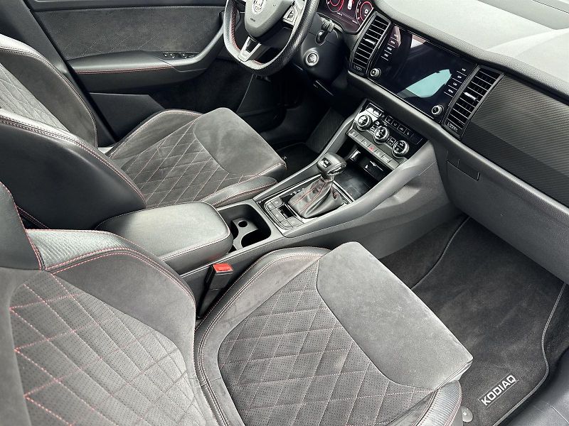 Škoda Kodiaq (2020) 2.0 TDI 4x4 DSG RS - fotka 9 z 35