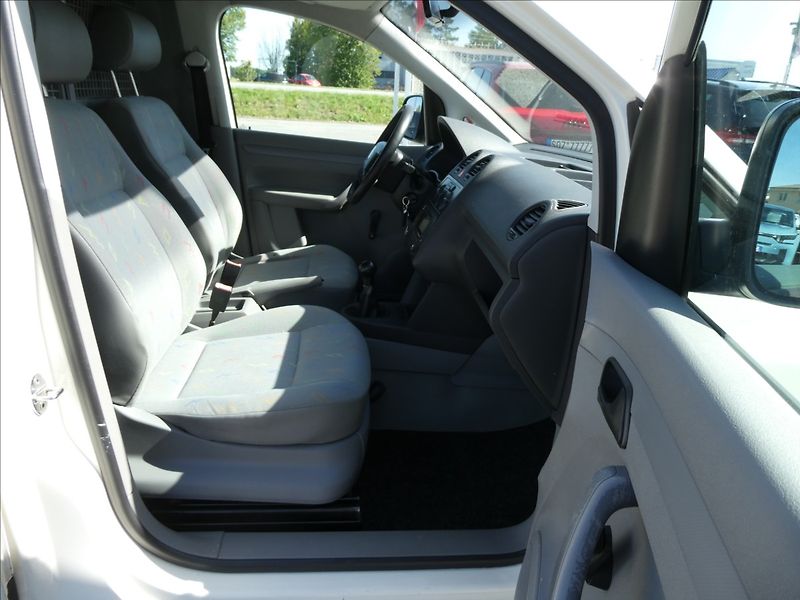 Volkswagen Caddy 2,0 SDi 51kW závěs, po servise - fotka 19 z 23