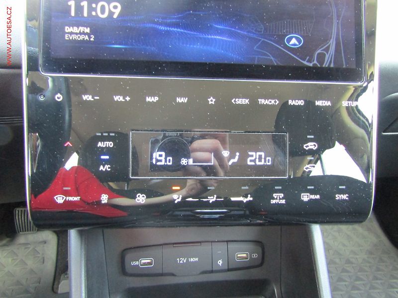 Hyundai Tucson (2021) 1.6 TGDi, 1.maj,ČR, servis - fotka 13 z 25