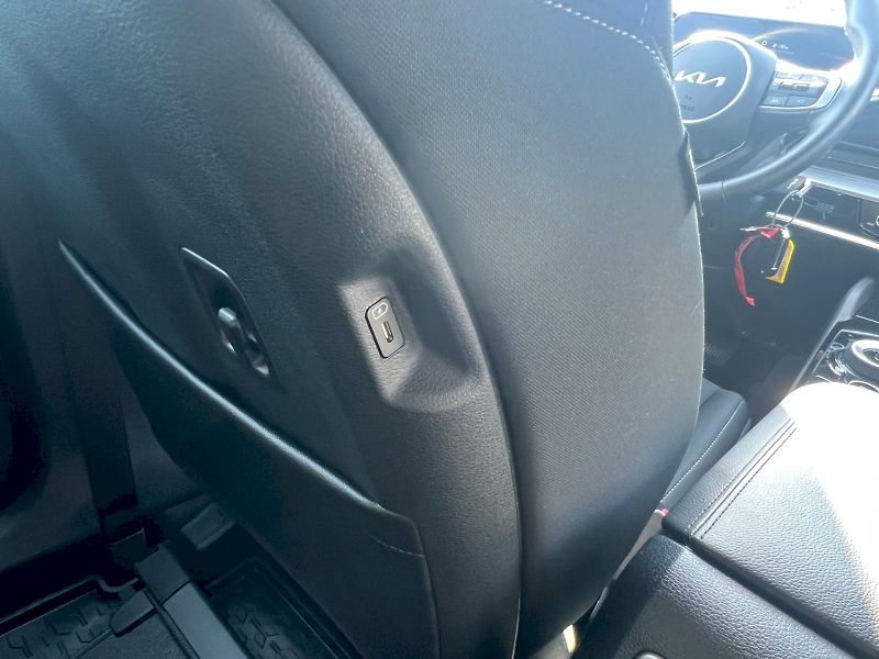 Kia Sportage (2025) Exclusive 1.6 T-GDI MHEV 117 k - fotka 28 z 33