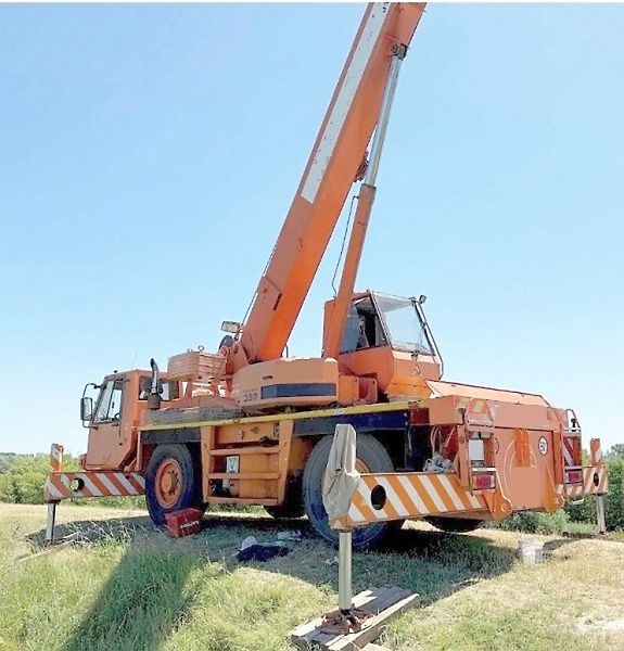 Terex (1999) 30t/32m autojeřáb 4x4x4 - fotka 10 z 18