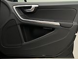 Volvo V60 D3 MOMENTUM AUT  - náhled 36