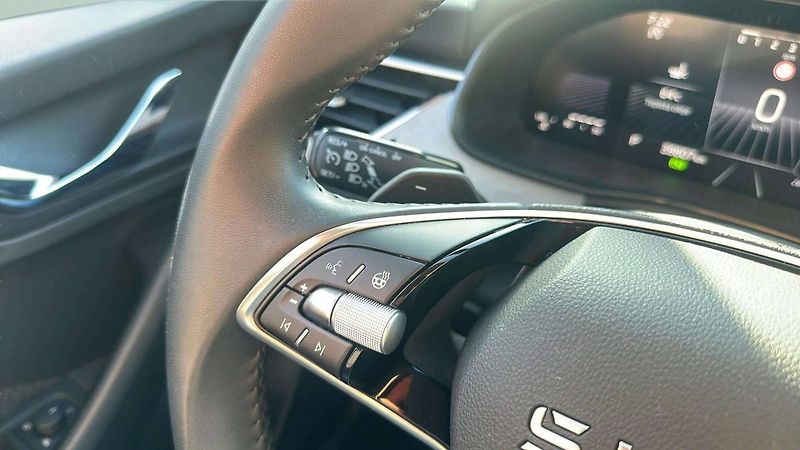 Škoda Scala Top Selection 1,0TSI 85kW DSG/ - fotka 10 z 27