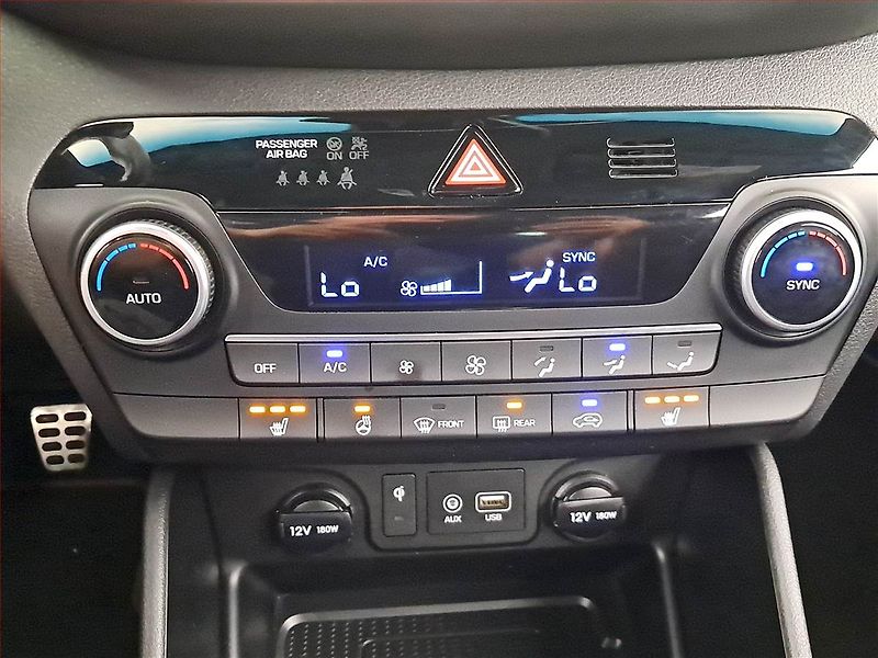 Hyundai Tucson (2021) N-Line 1.6 CRDi, 4X4 - fotka 17 z 19