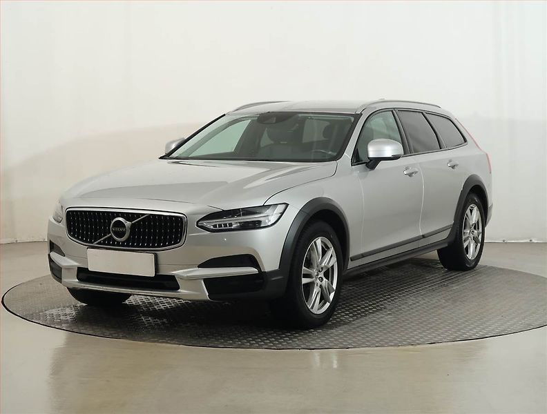 Volvo V90 (2017) Cross Country - fotka 2 z 18