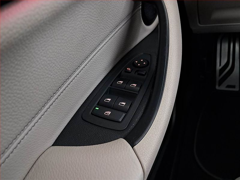 BMW X2 (2019) M Paket sDrive20i, Automat - fotka 18 z 18
