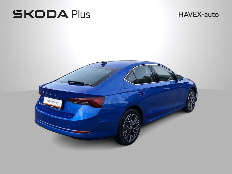 Škoda Octavia (2023) 2.0 TDI Style - fotka 2 z 35