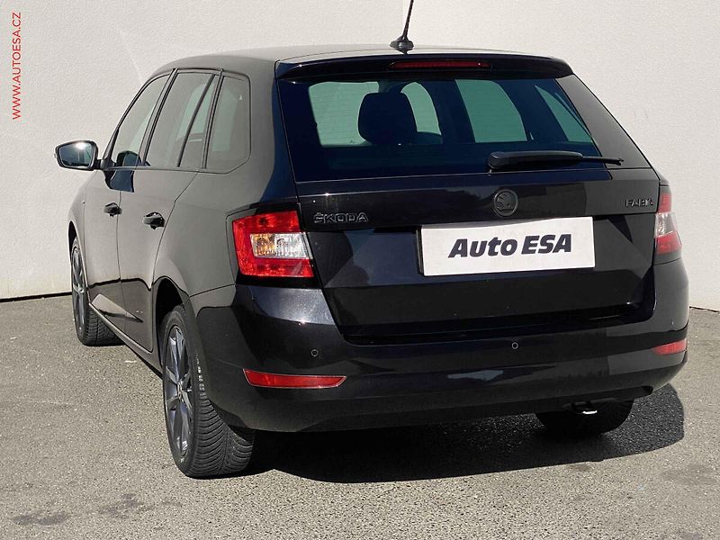 Škoda Fabia (2019) 1.0 MPi, Soleil, park.čidla - fotka 6 z 18