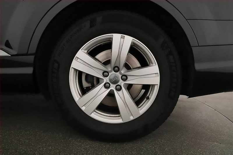 Audi Q7 (2019) S-Line 50 TDI - fotka 21 z 21