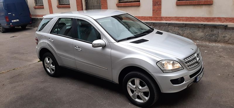 Mercedes-Benz Třídy M (2007) M320CDI 4M NAVI-KUŽE-ALCANTARA - fotka 38 z 42