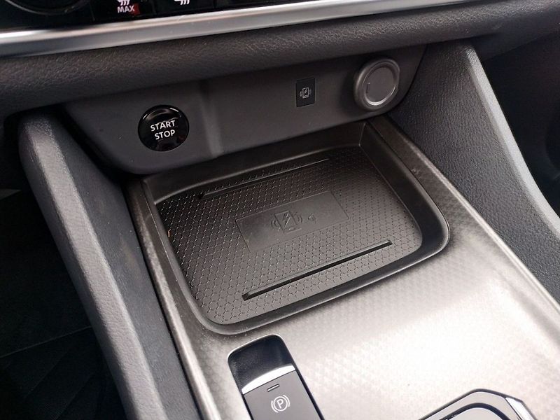 Nissan Qashqai E-POWER AT, 2WD, ZADÁNO - fotka 25 z 29