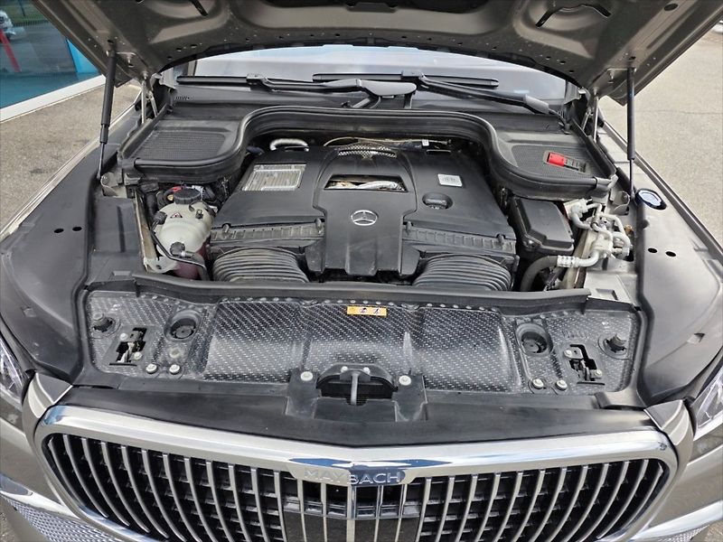 Mercedes-Benz GLS 4,0 Maybach 600 - fotka 10 z 17