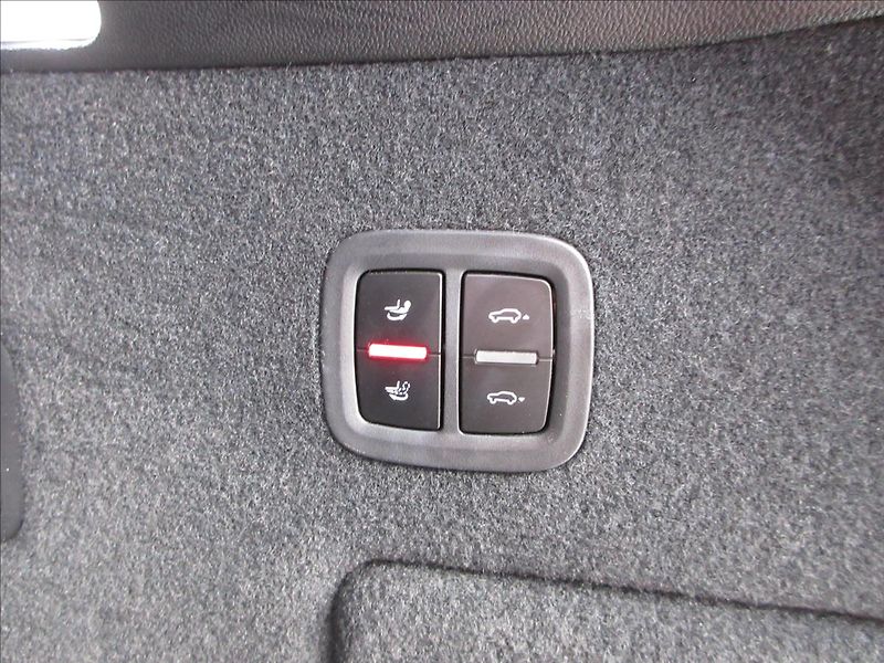 Porsche Cayenne S, 441HP, HeadUp, Pano, Bose, - fotka 35 z 40