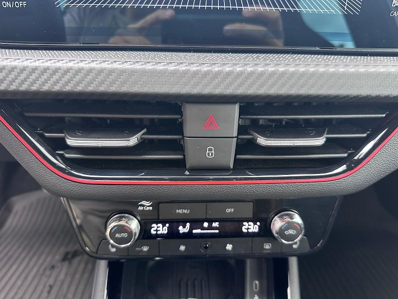 Škoda Kamiq 1.5 TSI 110kW Monte Carlo - fotka 16 z 19