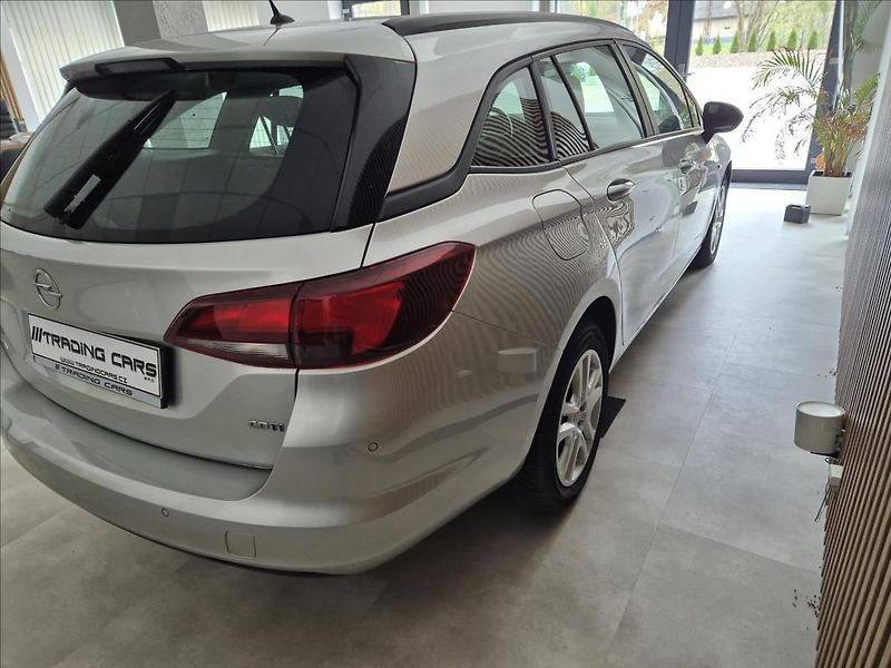 Opel Astra CDTi 81kW Excite ST - fotka 6 z 28