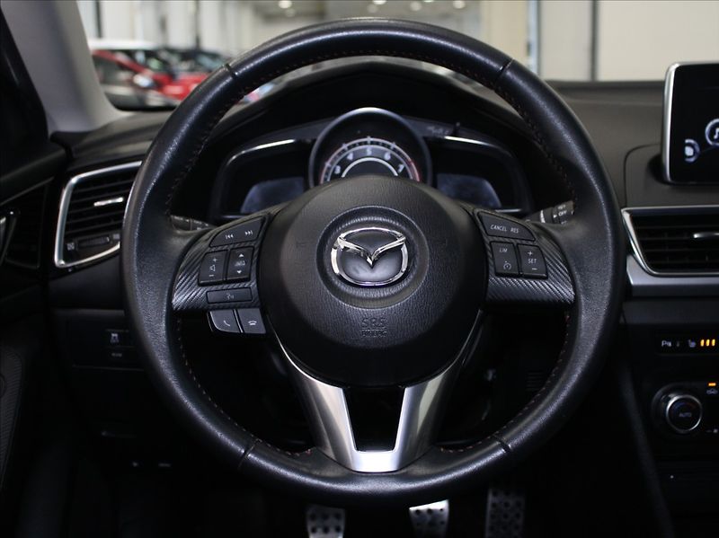 Mazda 3 2,0 G165 Revolution Výprodej! - fotka 8 z 25