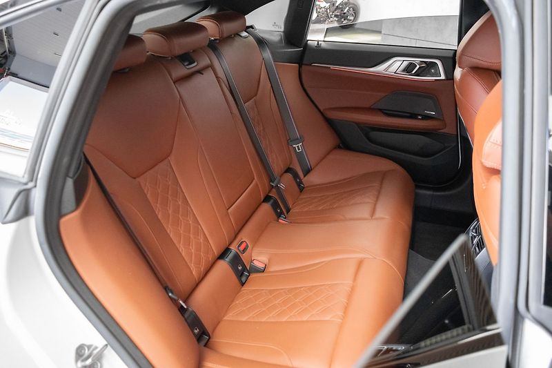 BMW Řada 4 420d xD ///M*ZÁRUKA*TAŽNÉ*ČR 1 - fotka 13 z 51