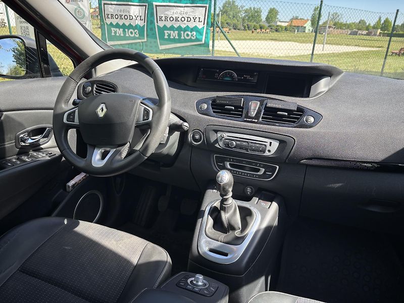 Renault Scénic 1.4 TCe Dynamique - fotka 22 z 26