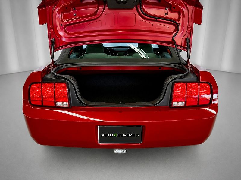 Ford Mustang 4.0 V6 154 kW AT CABRIO, KLIMA - fotka 18 z 18