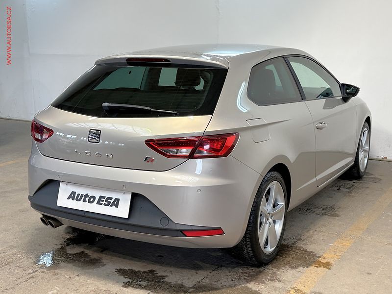 Seat Leon (2014) 1.4TSi, FR, LED, +kola - fotka 4 z 15