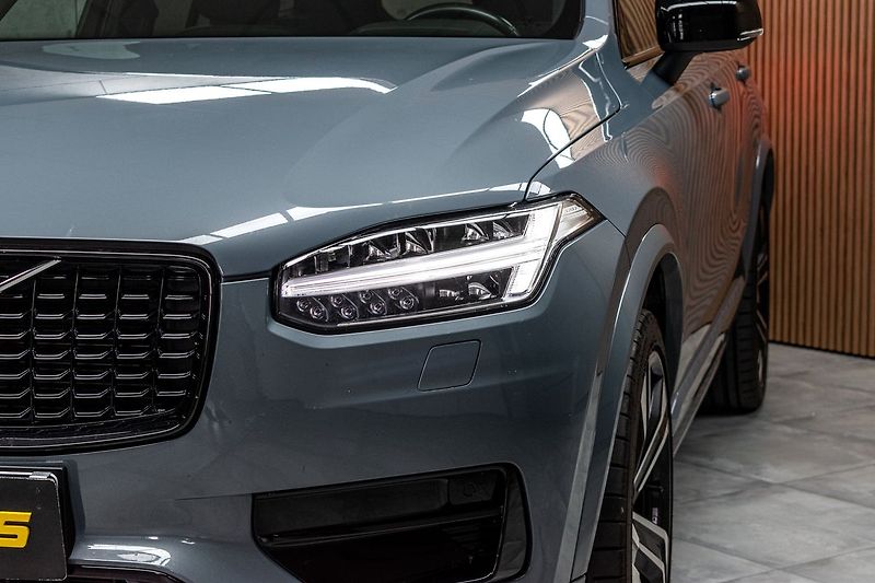 Volvo XC90 B5 AWD R-DESIGN*POLESTAR CHIP* - fotka 39 z 46
