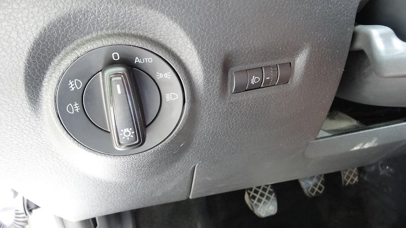 Škoda Fabia K.1.0TSi Amb.Taž.zař. - fotka 8 z 17