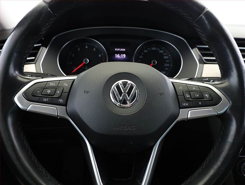 Volkswagen Passat (2019) Comfortline 1.5 TSI, Automat - fotka 8 z 17