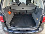 Volkswagen Touran (2013) 2.0 TDI Highline - náhled 24