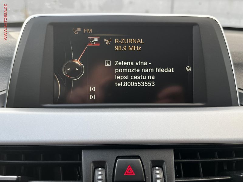BMW X1 (2017) 1.5i, Klima - fotka 11 z 19